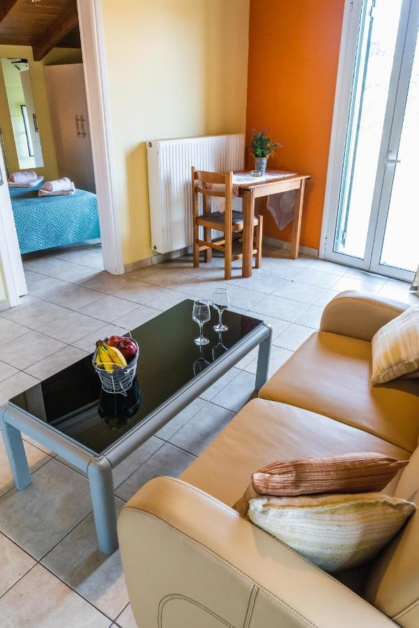Julia΄S Apartment Αλεπού Εξωτερικό φωτογραφία